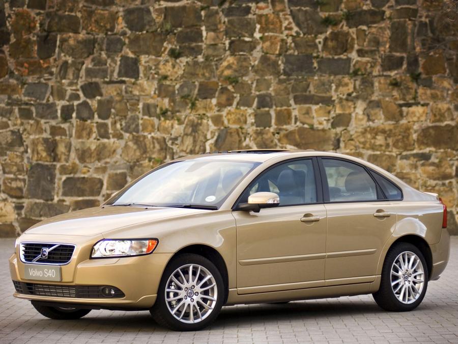  Volvo S40 T5 2007 года  (ZA) (фото 6 из 11)